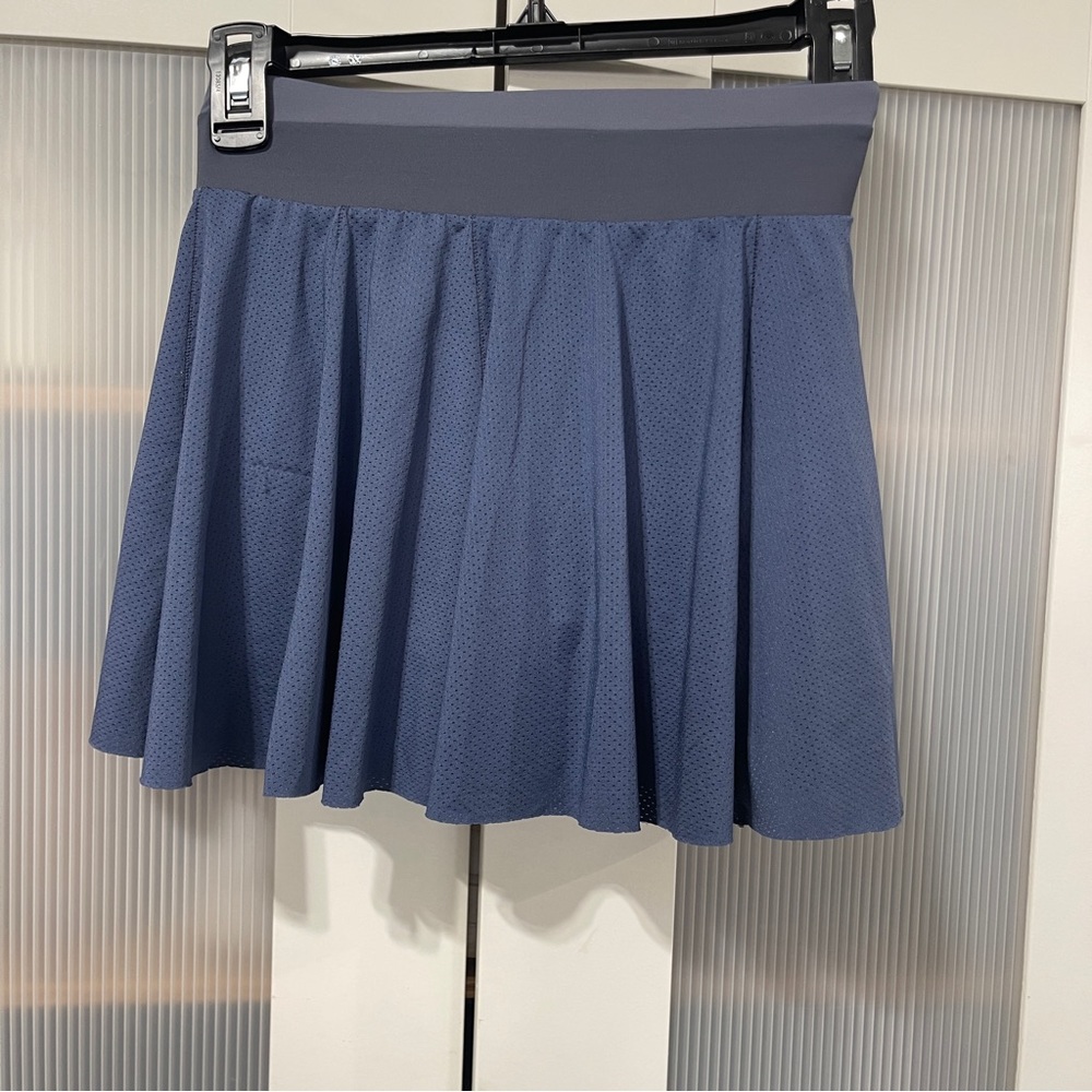 Halara Blue Tennis skirt with spandex and pockets